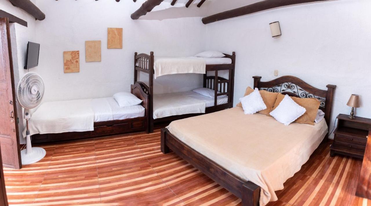 La Serrana Hostal Spa Сокоро Екстериор снимка