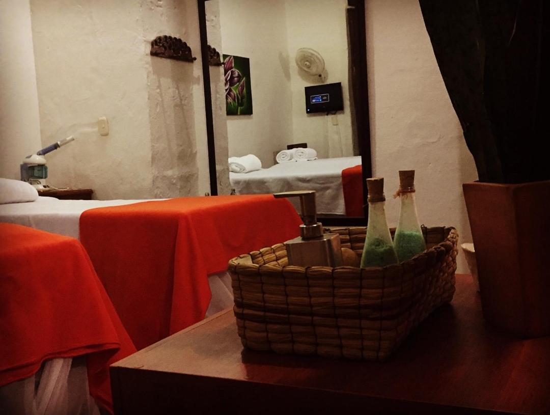 La Serrana Hostal Spa Сокоро Екстериор снимка