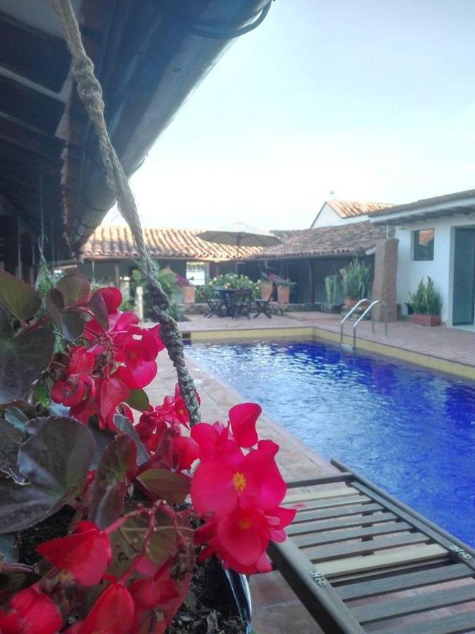La Serrana Hostal Spa Сокоро Екстериор снимка